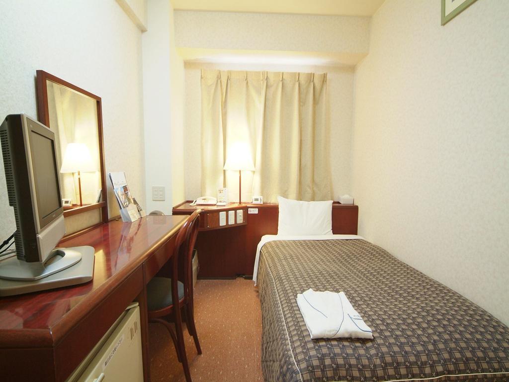 Crown Hills 3*