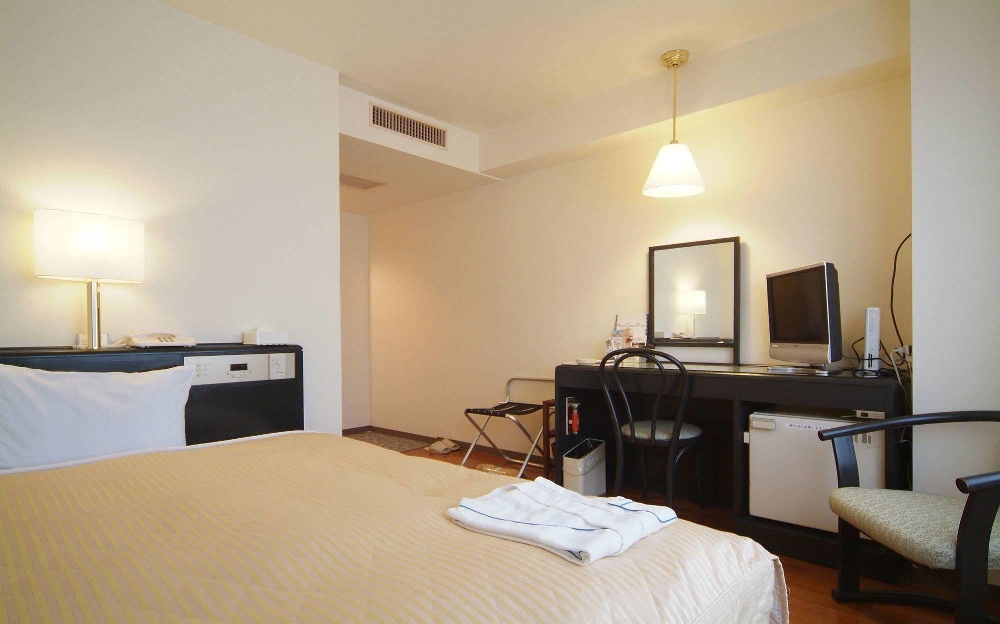 Crown Hills Hotel 3*